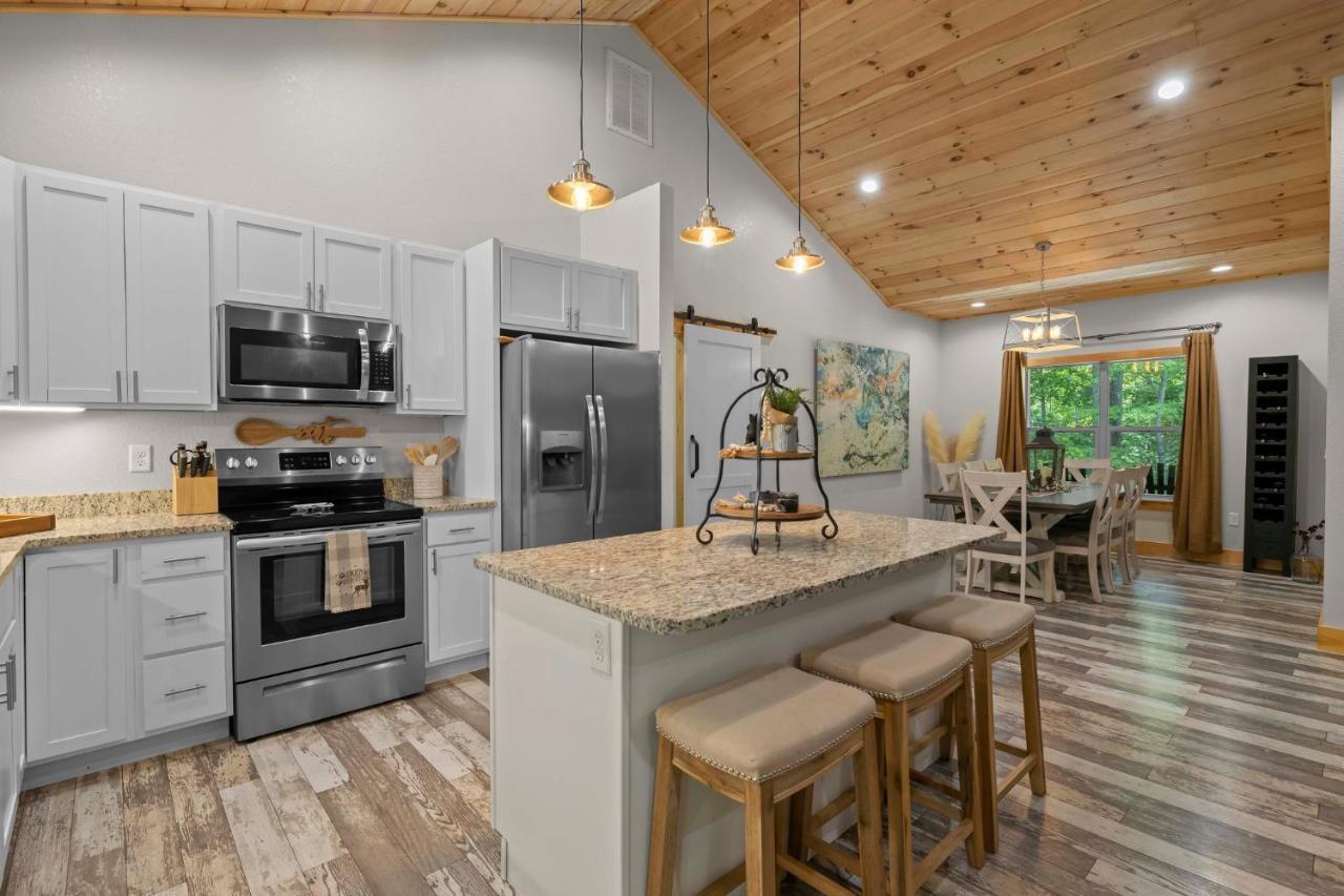 Stunning Views, Superb Atmosphere, Modern Amenities, In The Middle Of Nature Bryson City Eksteriør bilde